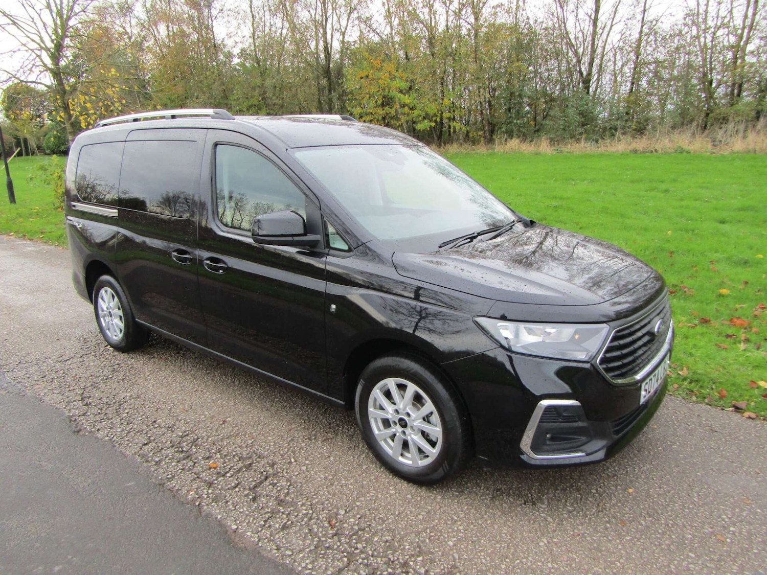 Used Ford Tourneo Connect 2024 for sale - 76909072: Photo 2