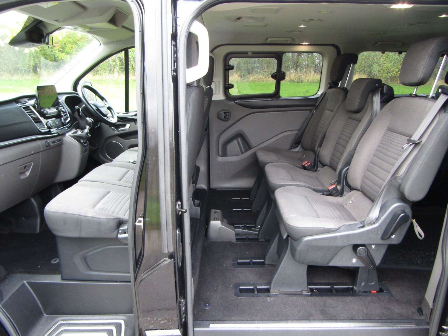 Used Ford Tourneo Custom 2020 for sale - 76968906: Photo 9