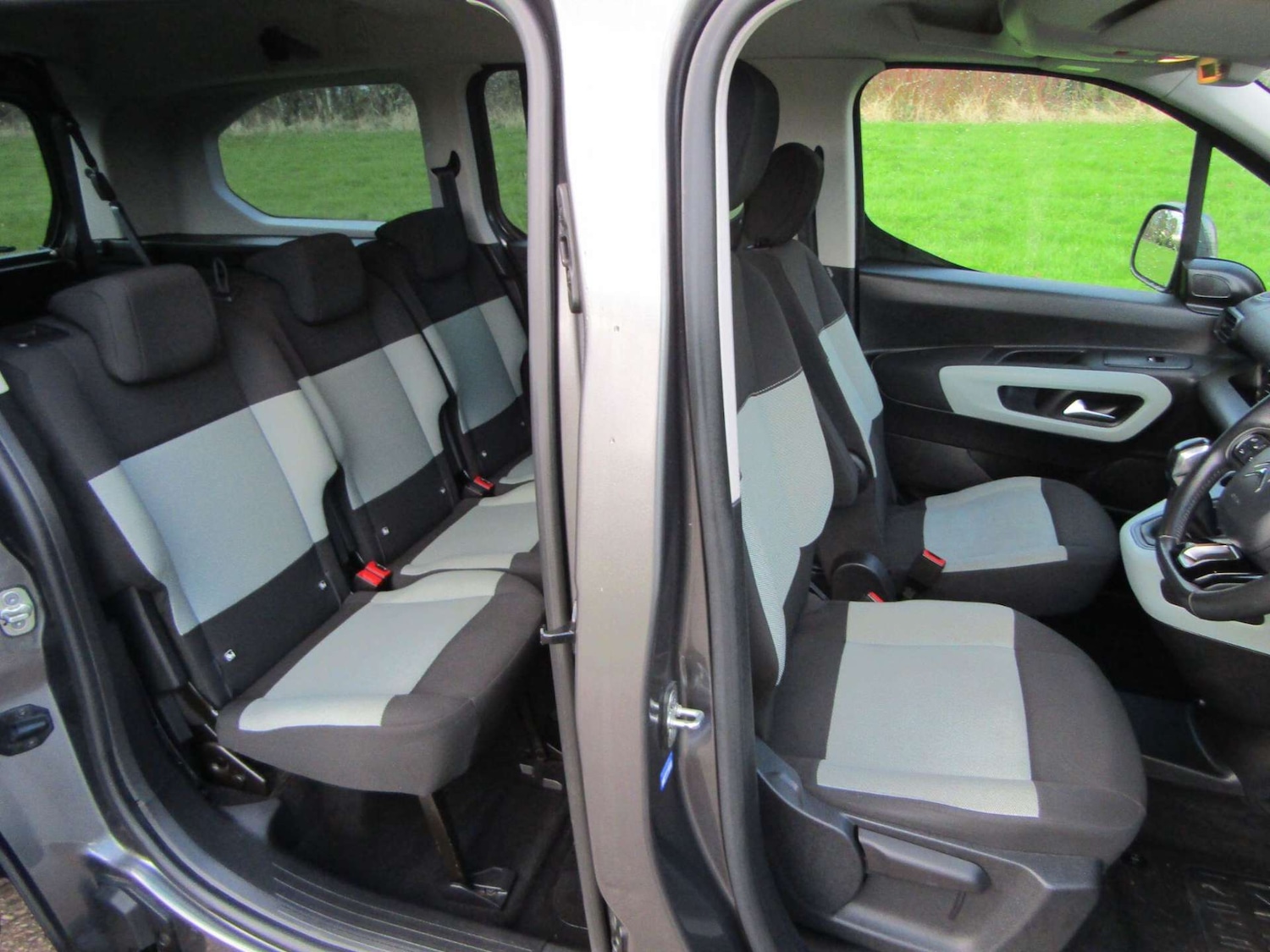 Used Citroen Berlingo 2021 for sale - 76909091: Photo 8