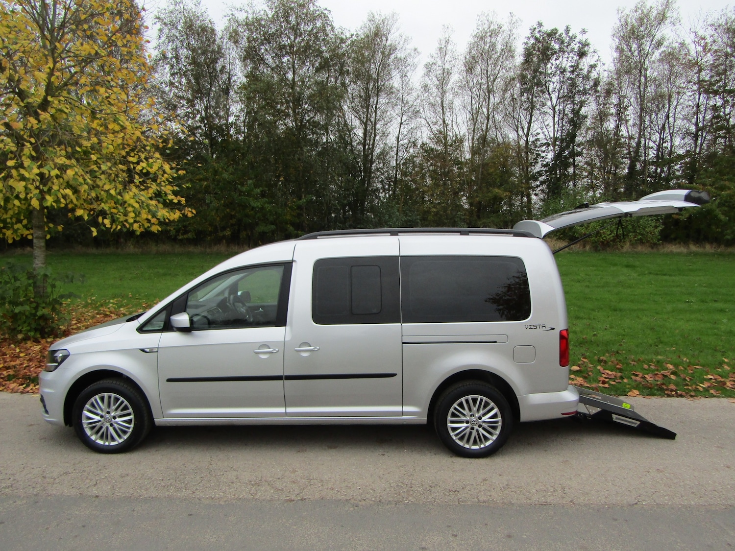 Used Volkswagen Caddy Maxi Life 2019 for sale - 76287153: Photo 1