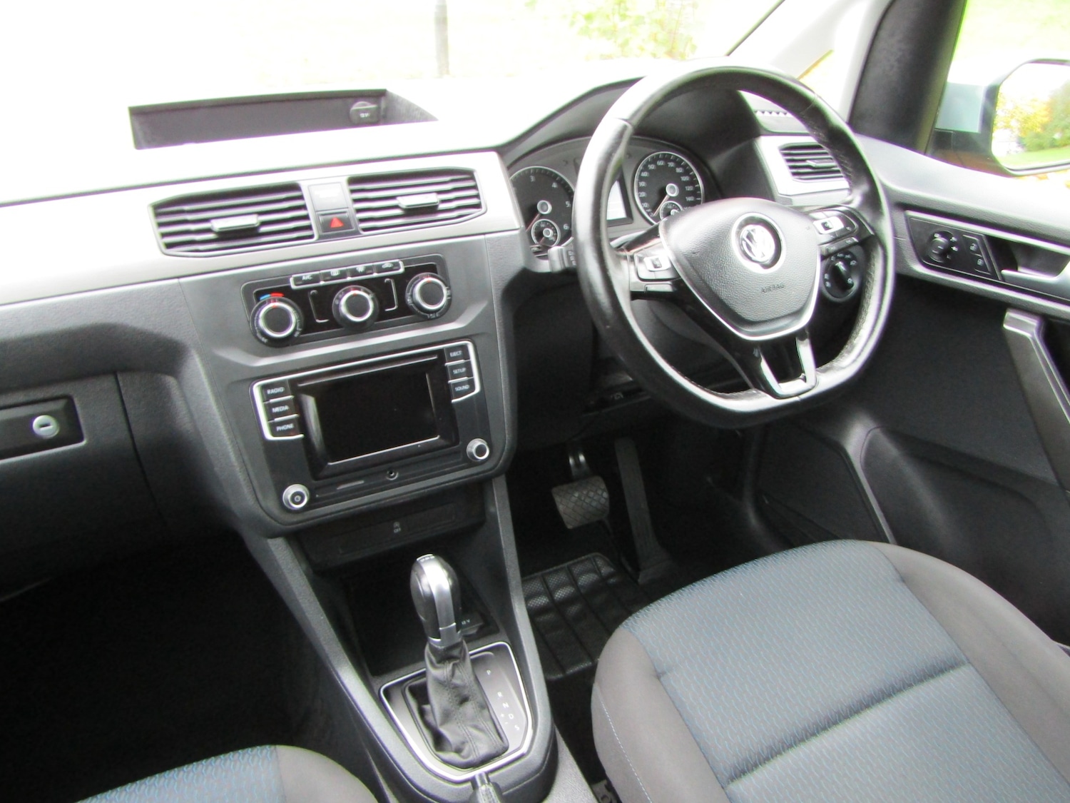 Used Volkswagen Caddy Maxi Life 2019 for sale - 76287153: Photo 11