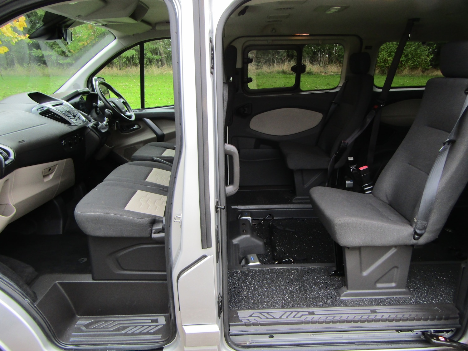 Used Ford Tourneo Custom 2018 for sale - 75982740: Photo 9