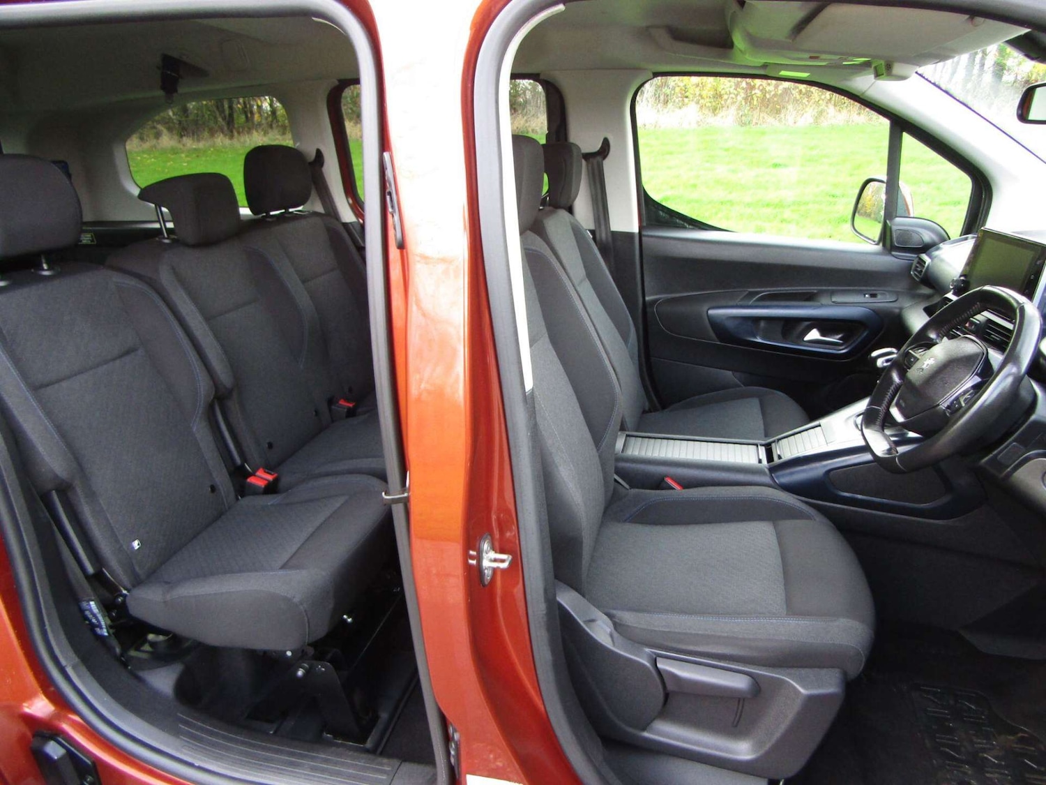 Used Peugeot Rifter 2021 for sale - 76968854: Photo 9