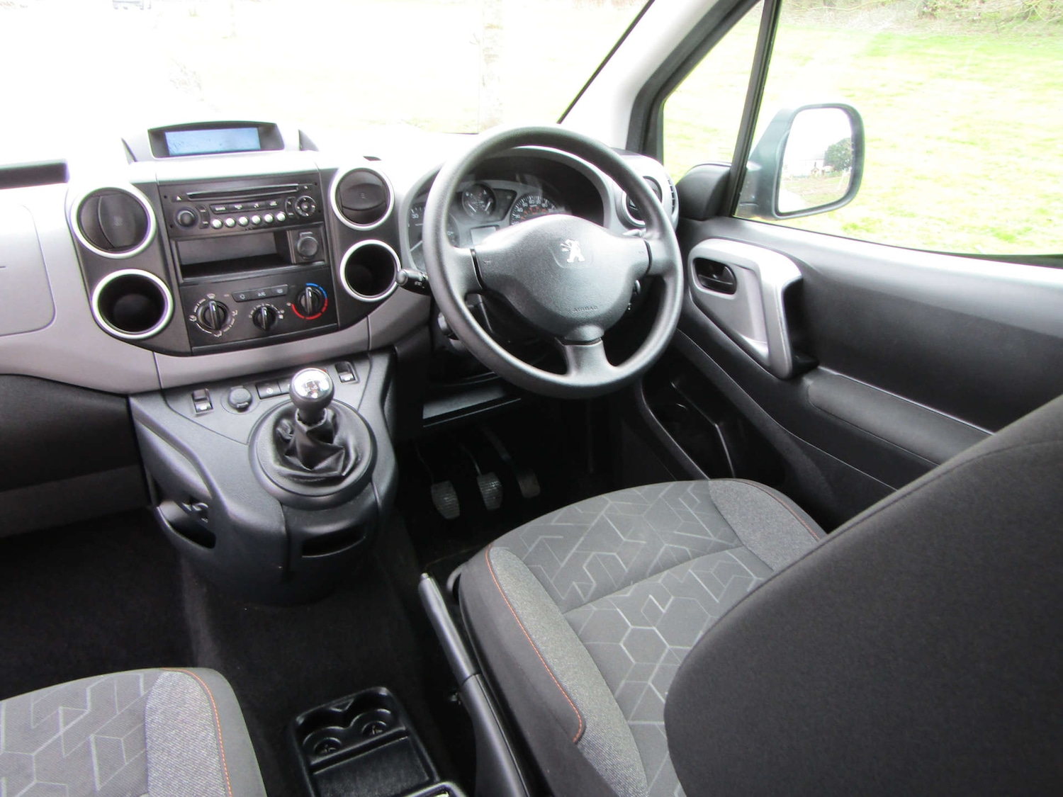 Used Peugeot Partner Tepee 2019 for sale - 77964799: Photo 10