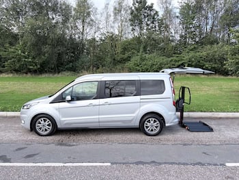 Used Ford Grand Tourneo Connect 2021 for sale - 79841060: Photo
