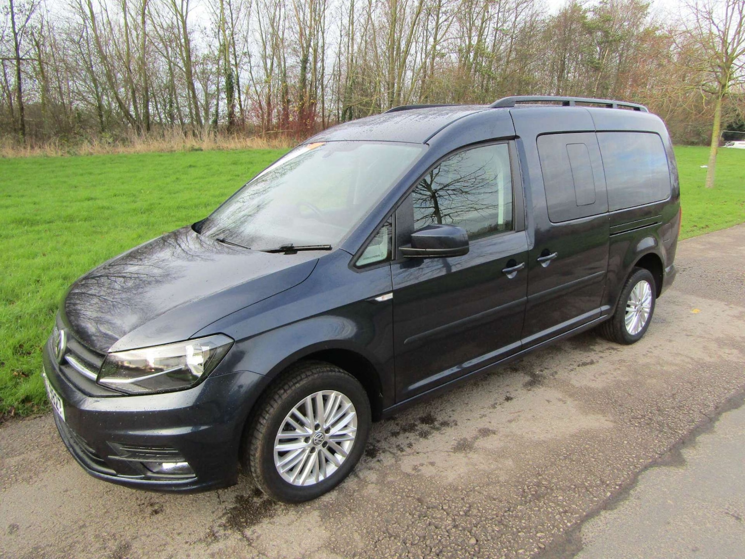 Used Volkswagen Caddy Maxi Life 2020 for sale - 76909103: Photo 4