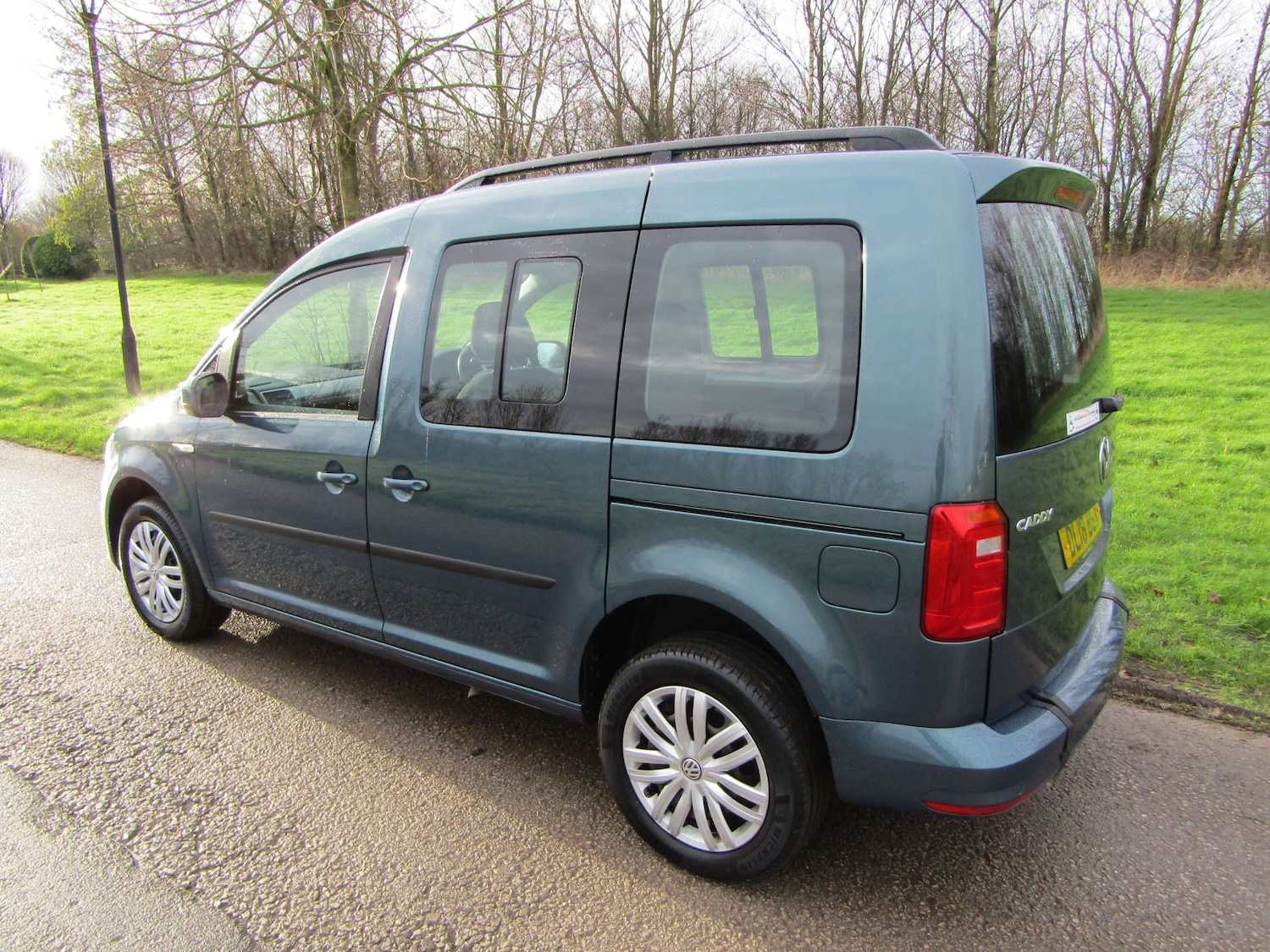 Used Volkswagen Caddy Life 2018 for sale - 76968801: Photo 5