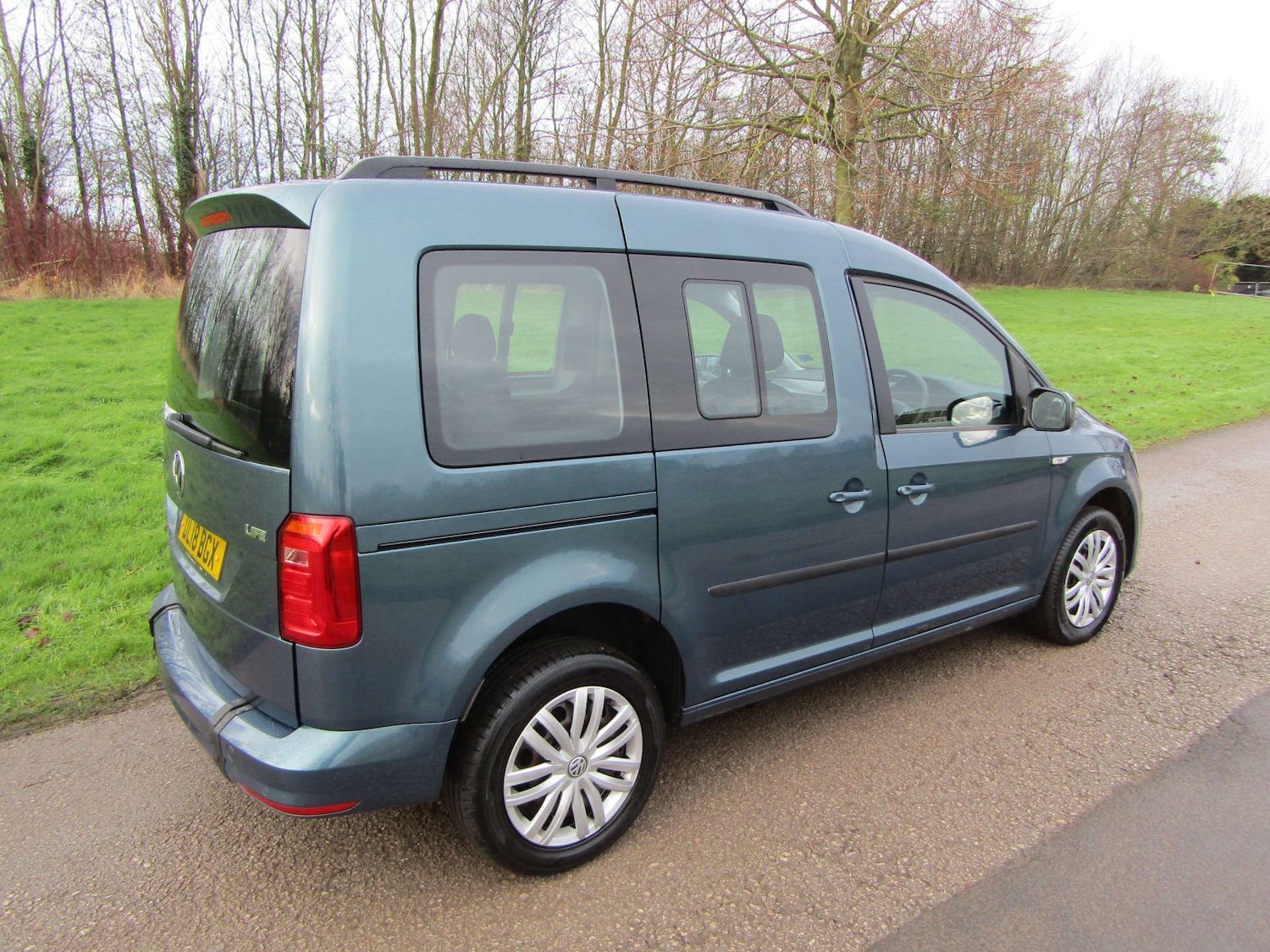 Used Volkswagen Caddy Life 2018 for sale - 76968801: Photo 6