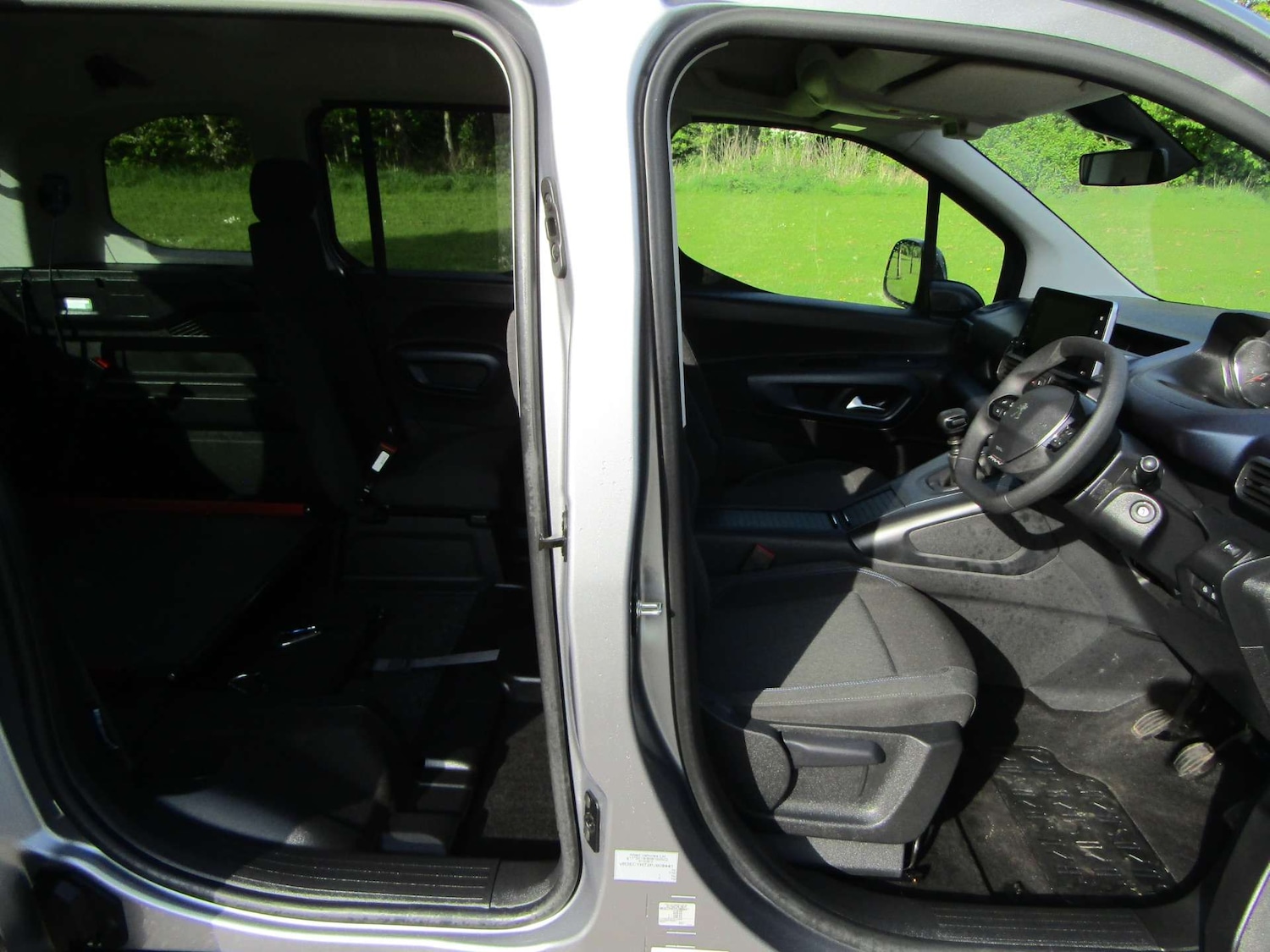 Used Peugeot Rifter 2024 for sale - 76968812: Photo 8