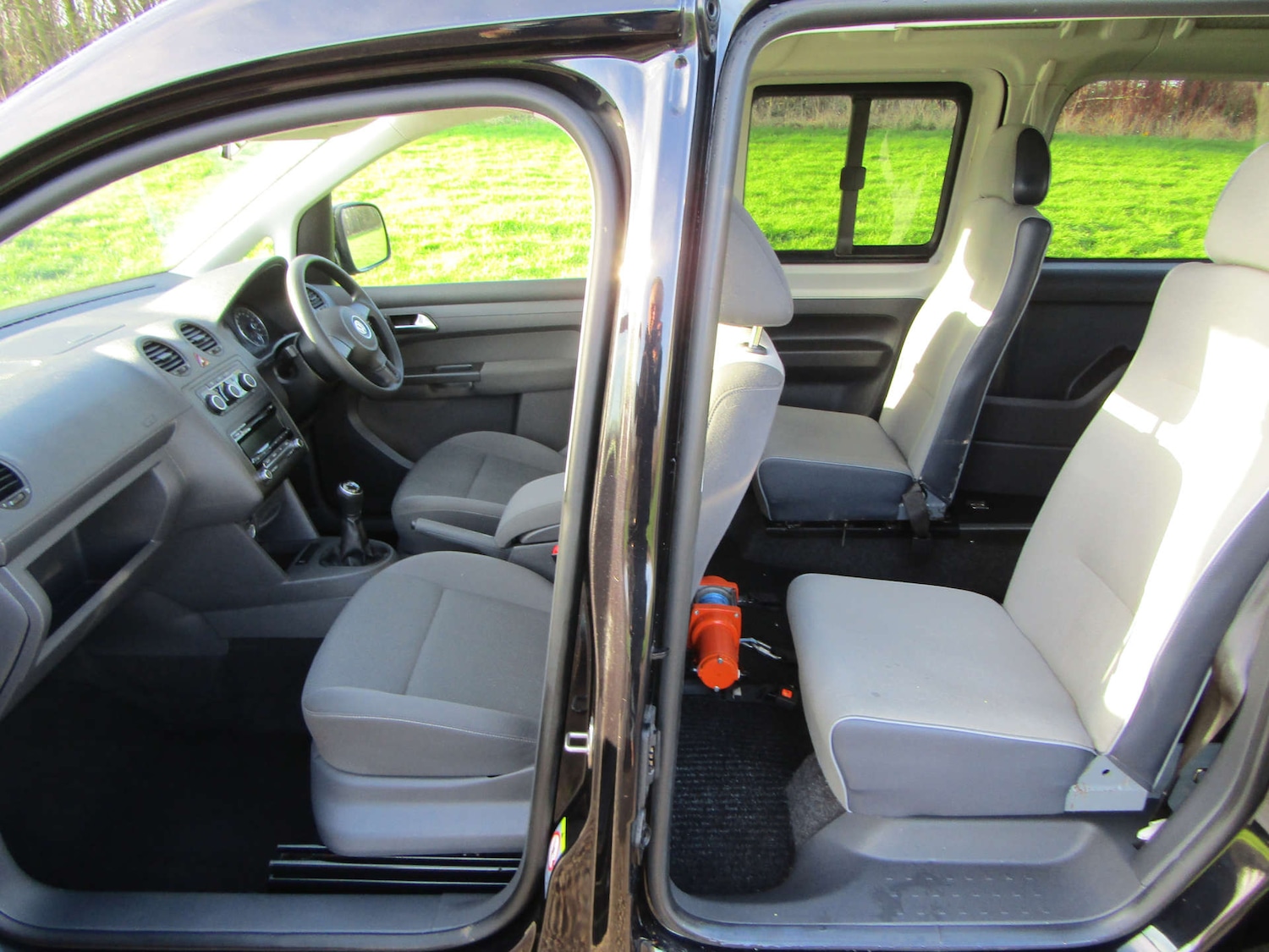 Used Volkswagen Caddy Maxi Life 2013 for sale - 77045724: Photo 7