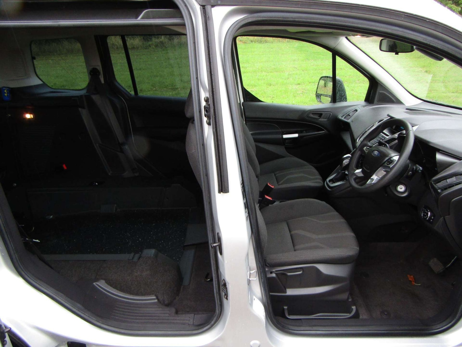 Used Ford Tourneo Connect 2018 for sale - 76968841: Photo 7