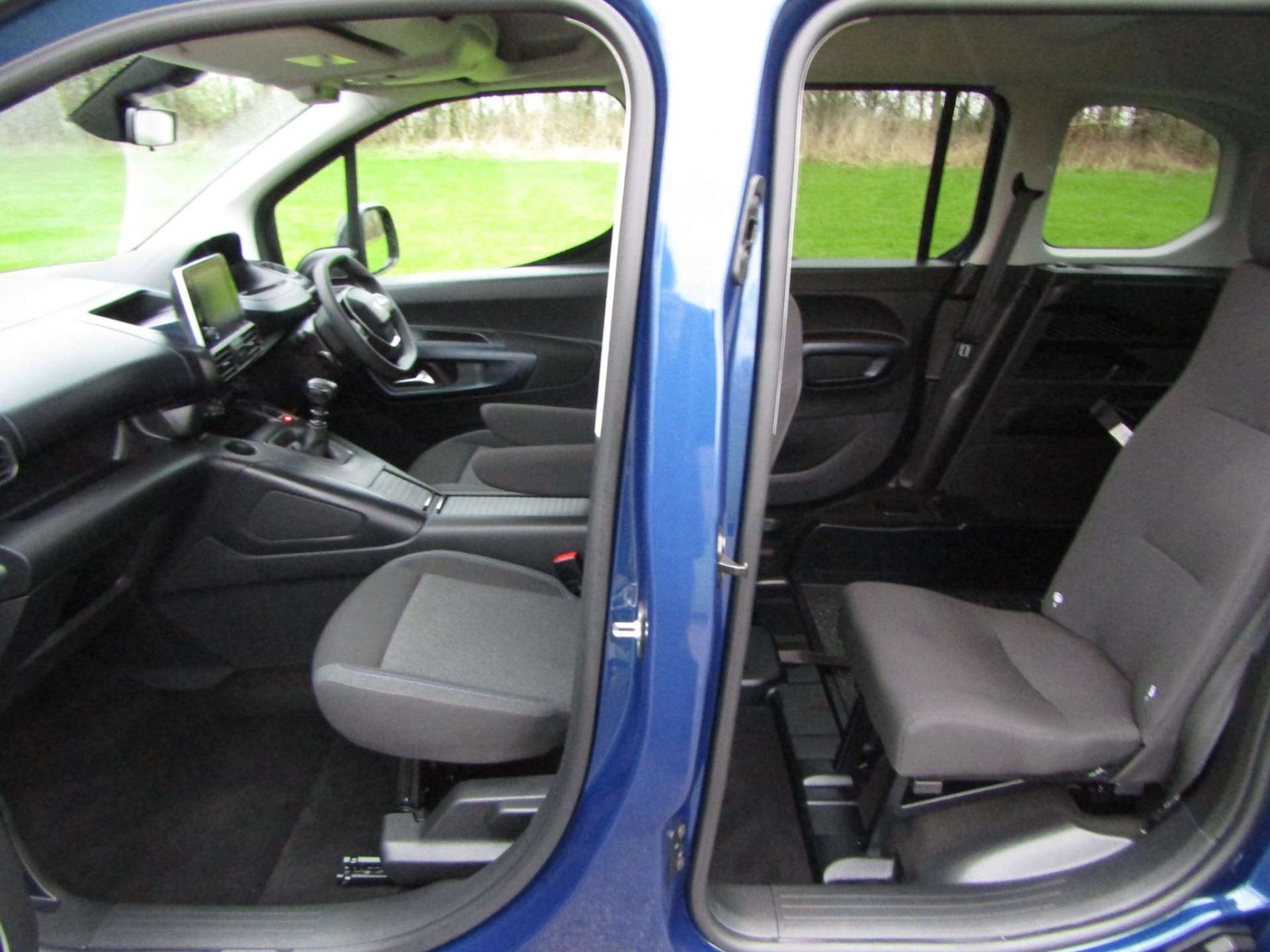 Used Peugeot Rifter 2023 for sale - 76968834: Photo 9