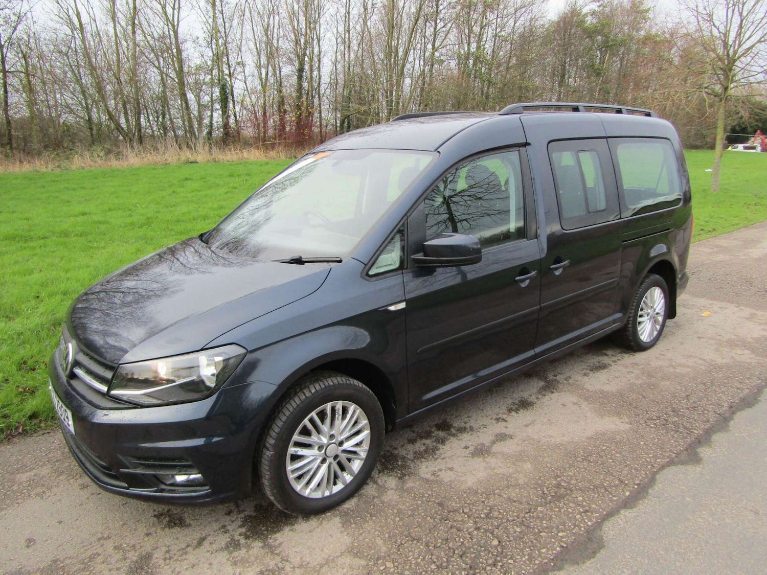 Used Volkswagen Caddy Maxi Life 2016 for sale - 76968878: Photo 4