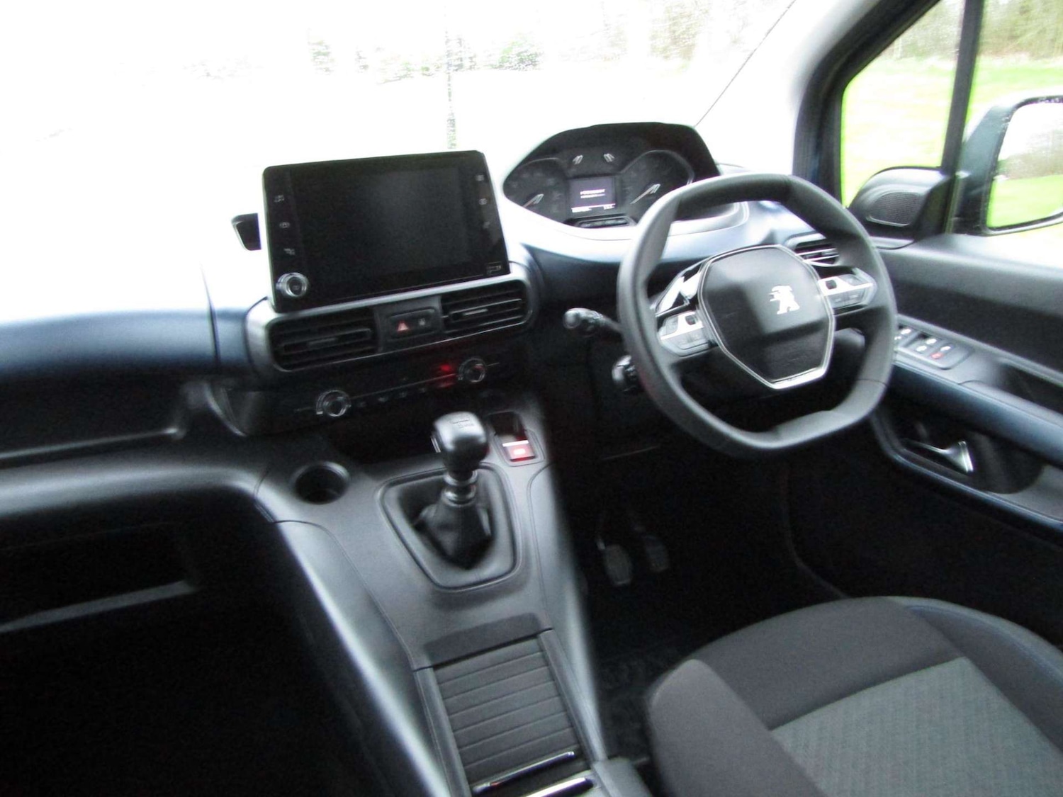 Used Peugeot Rifter 2023 for sale - 76909041: Photo 10