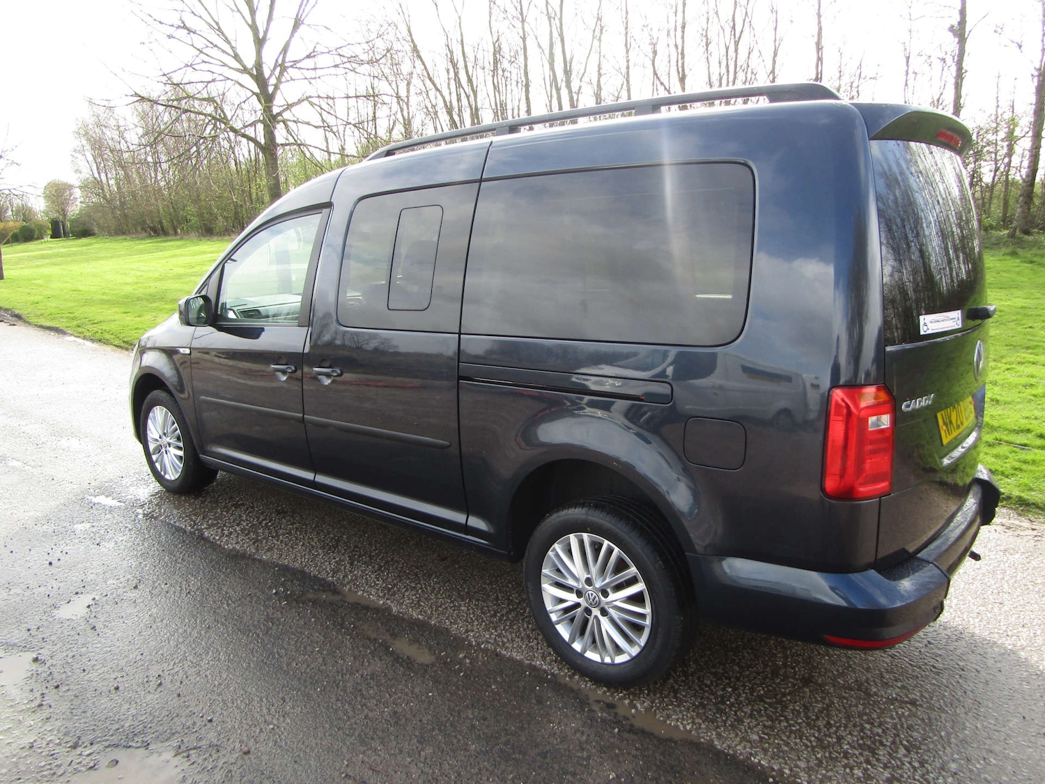 Used Volkswagen Caddy Maxi Life 2020 for sale - 77946396: Photo 5