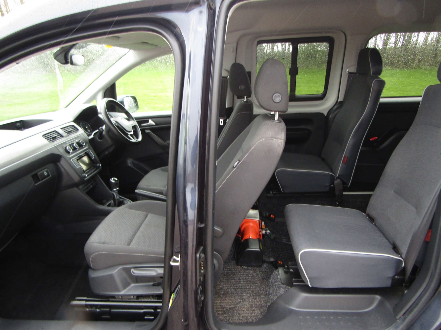 Used Volkswagen Caddy Maxi Life 2020 for sale - 77946396: Photo 9