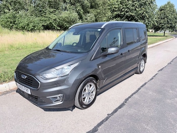 Used Ford Tourneo Connect 2019 for sale - 79174097: Photo