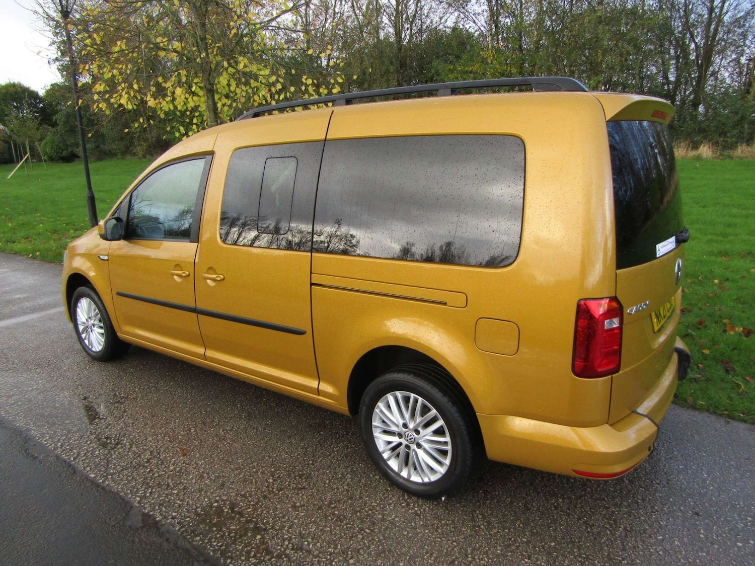 Used Volkswagen Caddy Maxi Life 2021 for sale - 76909101: Photo 5