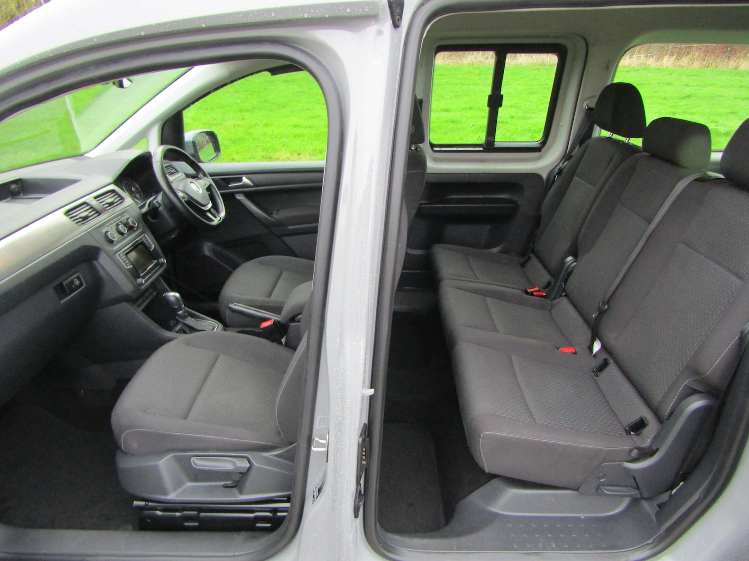 Used Volkswagen Caddy Maxi Life 2020 for sale - 77035685: Photo 7