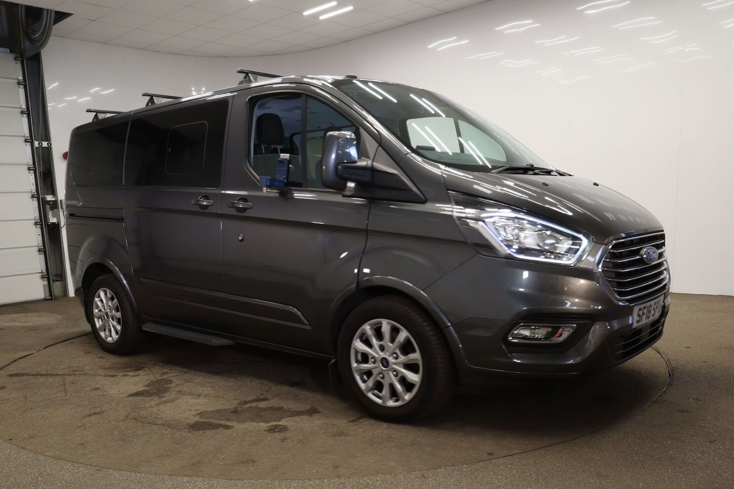 Used Ford Tourneo Custom 2018 for sale - 76421917: Photo 1