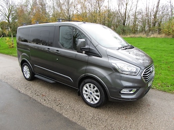 Used Ford Tourneo Custom 2018 for sale - 76421917: Photo
