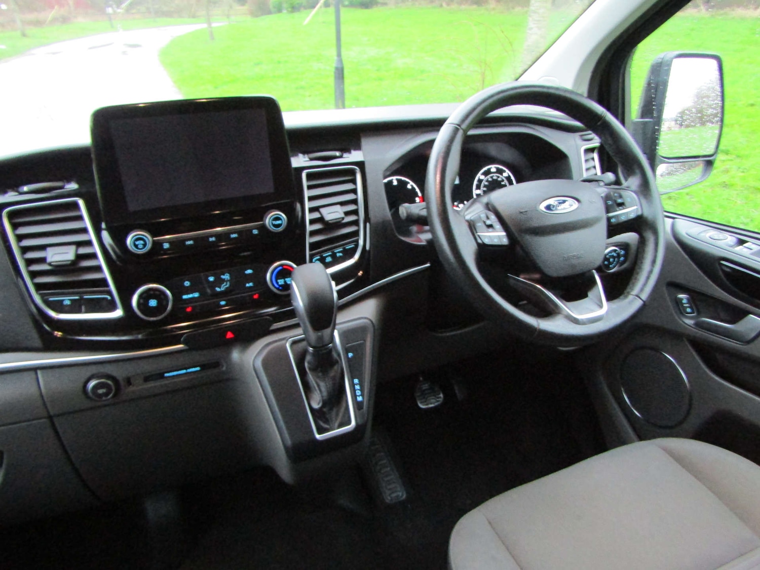 Used Ford Tourneo Custom 2020 for sale - 76968825: Photo 10