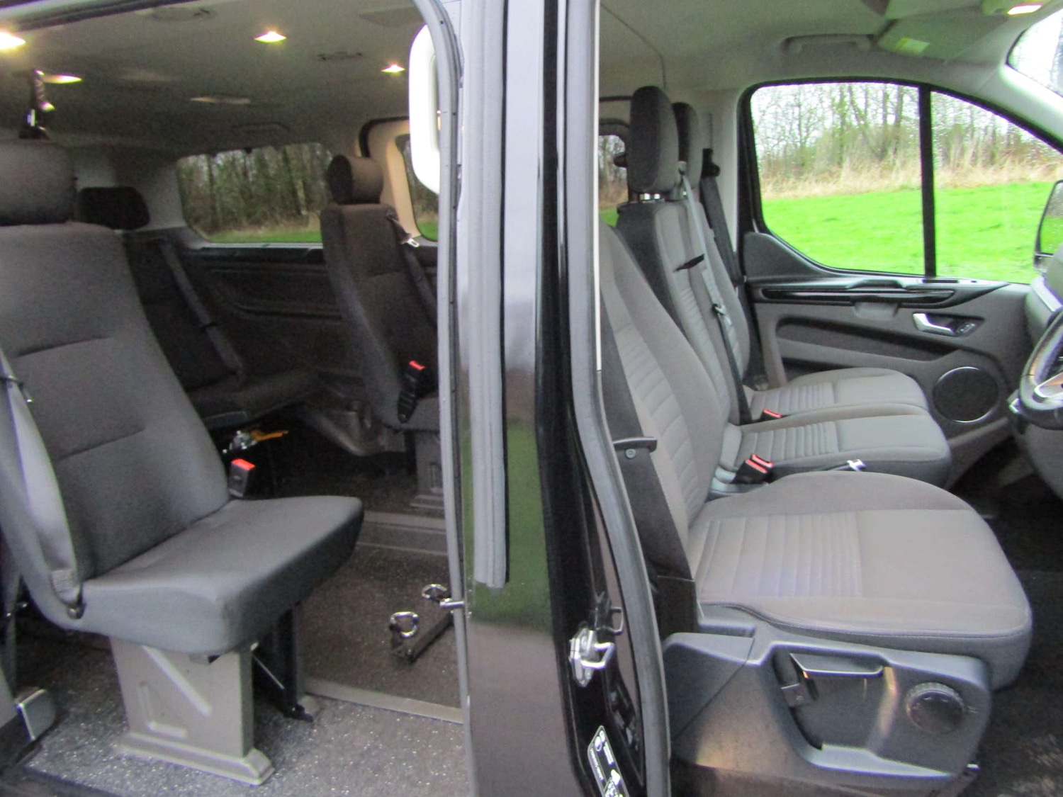 Used Ford Tourneo Custom 2020 for sale - 76968825: Photo 8