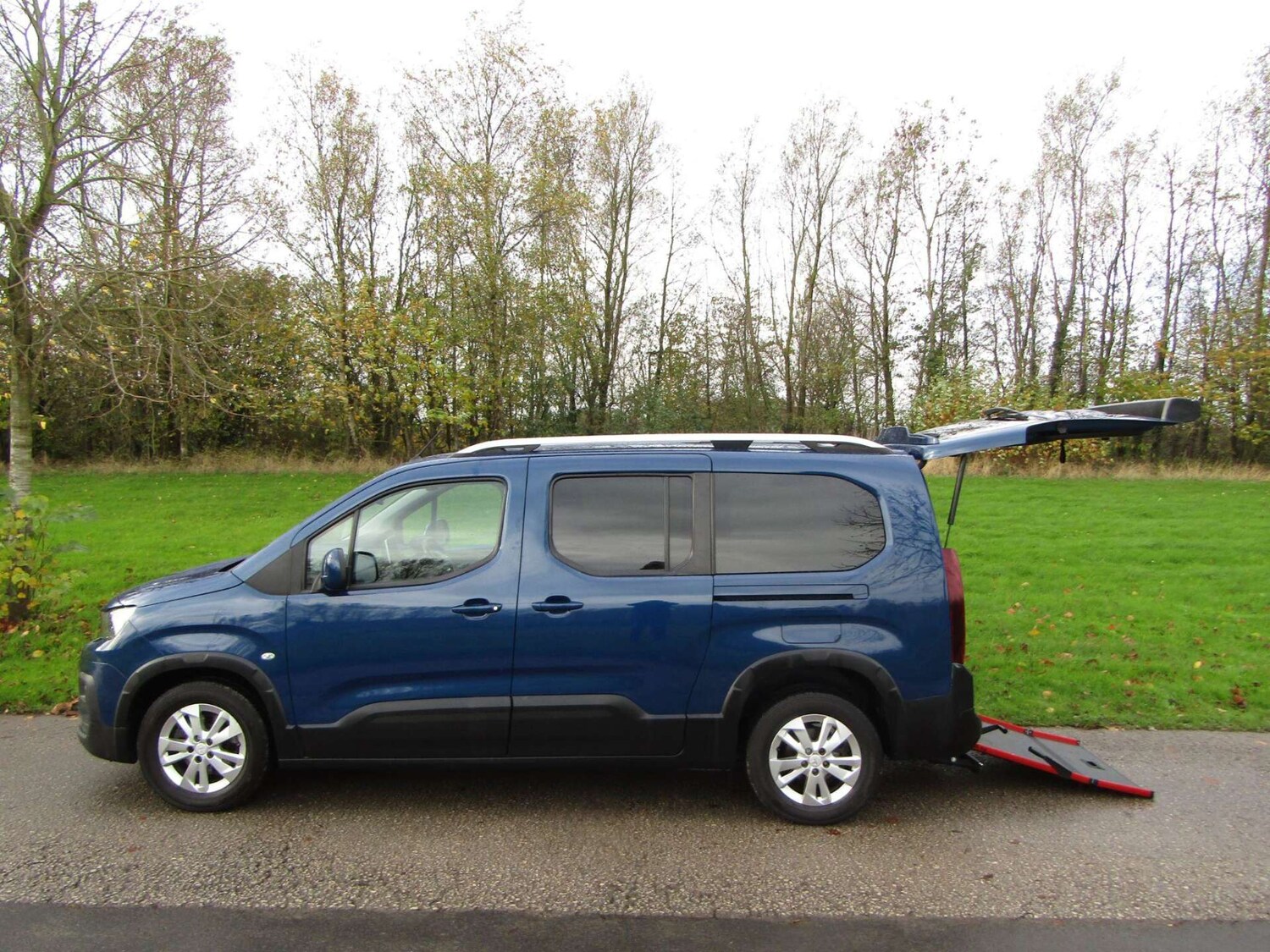 Used Peugeot Rifter 2021 for sale - 76909052: Photo 1