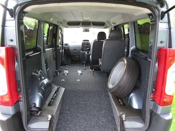 Used Peugeot Expert Tepee 2011 for sale - 76968876: Photo