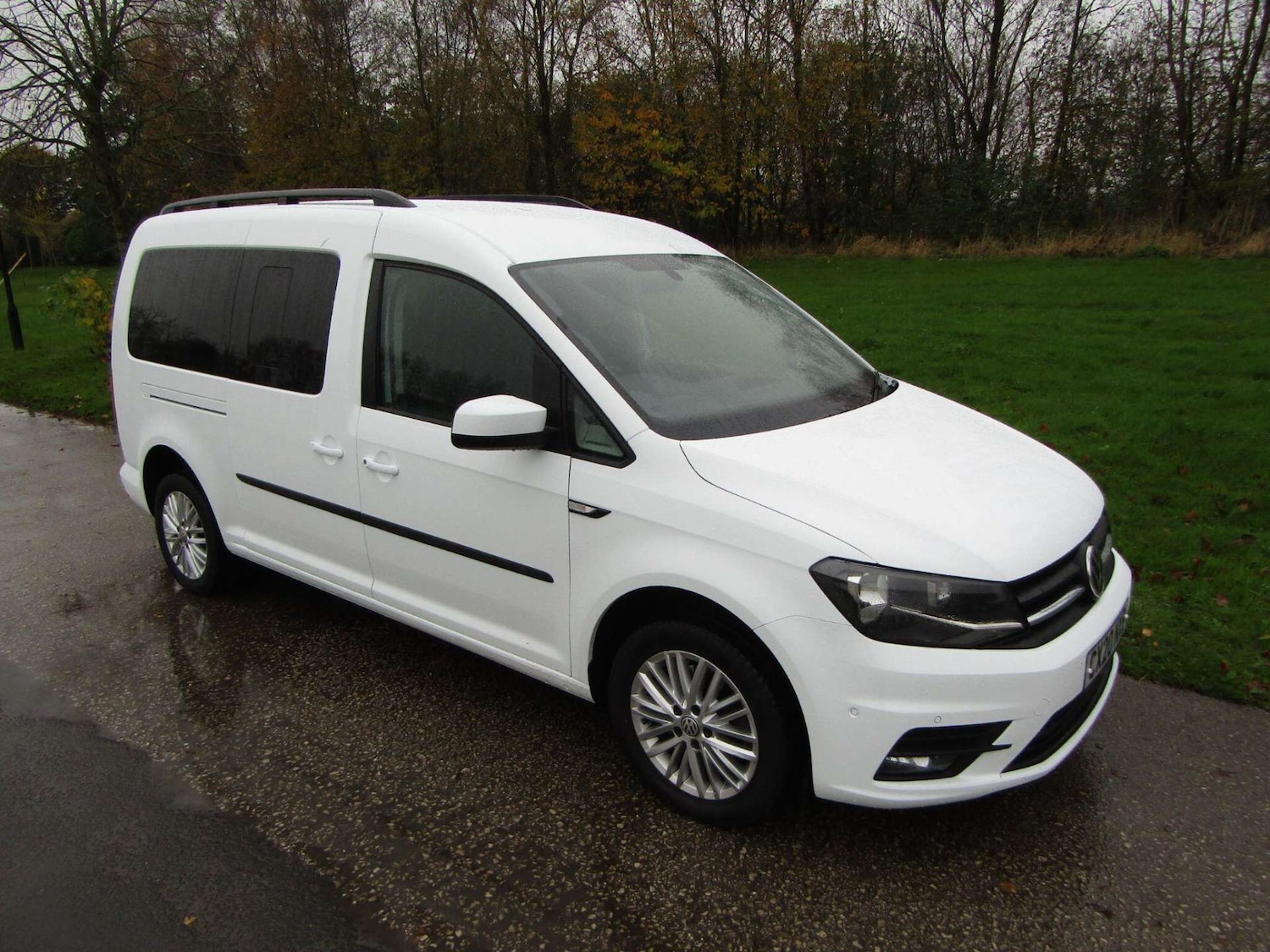 Used Volkswagen Caddy Maxi Life 2020 for sale - 76968810: Photo 3