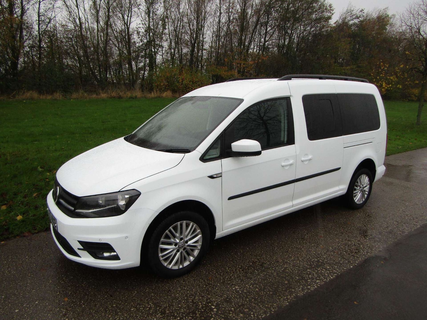 Used Volkswagen Caddy Maxi Life 2020 for sale - 76968810: Photo 4