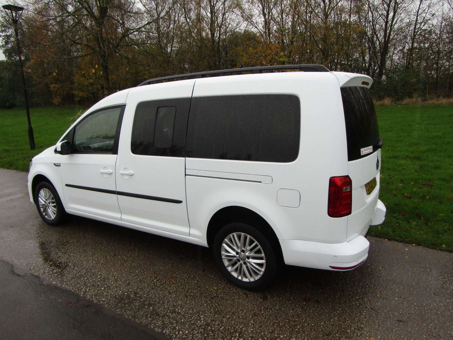 Used Volkswagen Caddy Maxi Life 2020 for sale - 76968810: Photo 5
