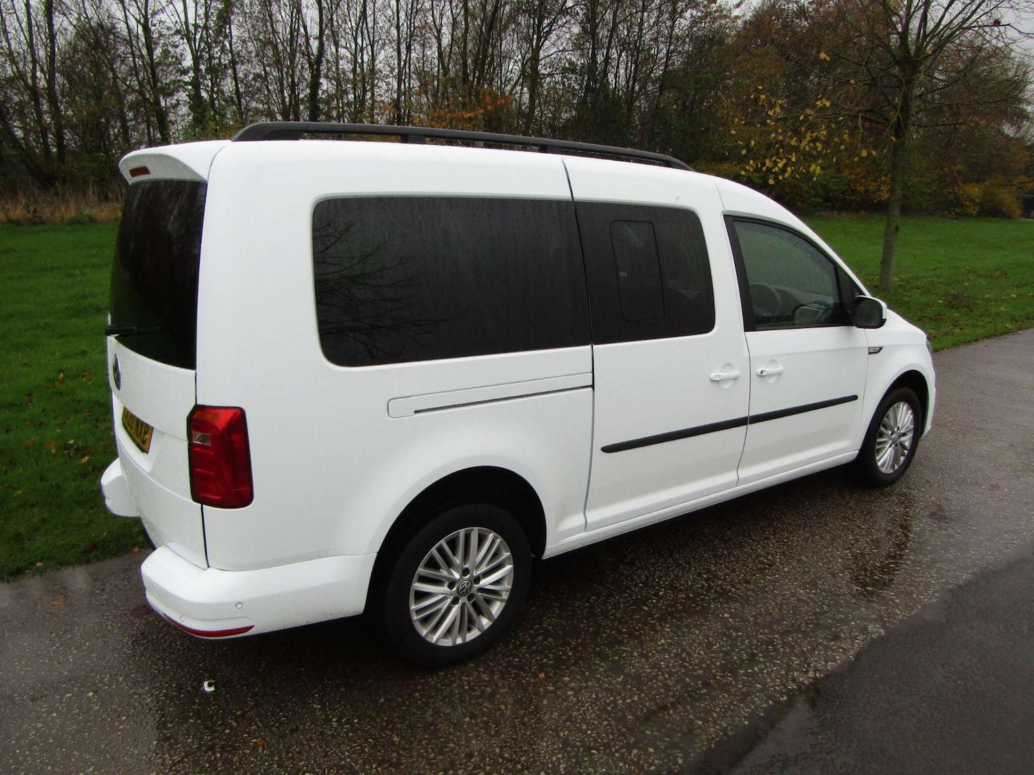 Used Volkswagen Caddy Maxi Life 2020 for sale - 76968810: Photo 6