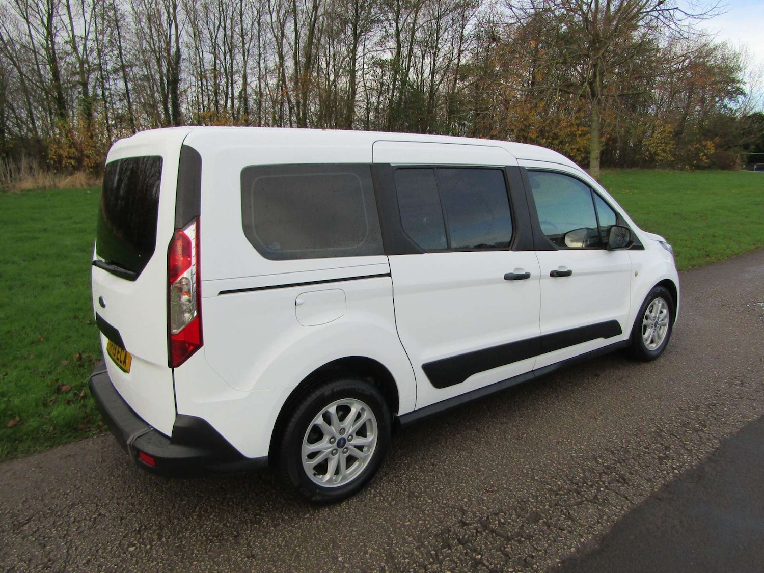Used Ford Grand Tourneo Connect 2019 for sale - 76968884: Photo 6