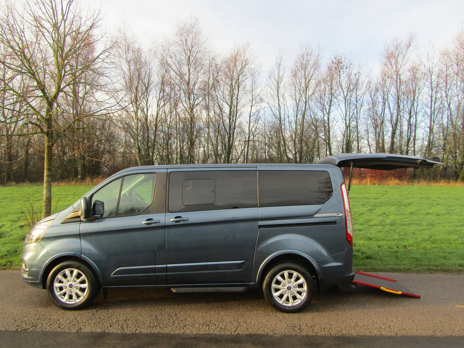 Used Ford Tourneo Custom 2018 for sale - 76968881: Photo 1