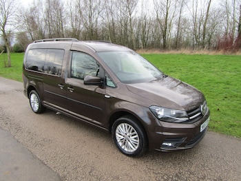 Used Volkswagen Caddy Maxi Life 2017 for sale - 77180049: Photo