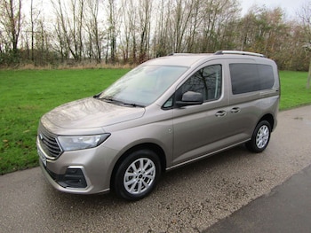 Used Ford Tourneo Connect 2024 for sale - 76909078: Photo