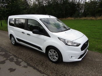 Used Ford Grand Tourneo Connect 2021 for sale - 76968842: Photo