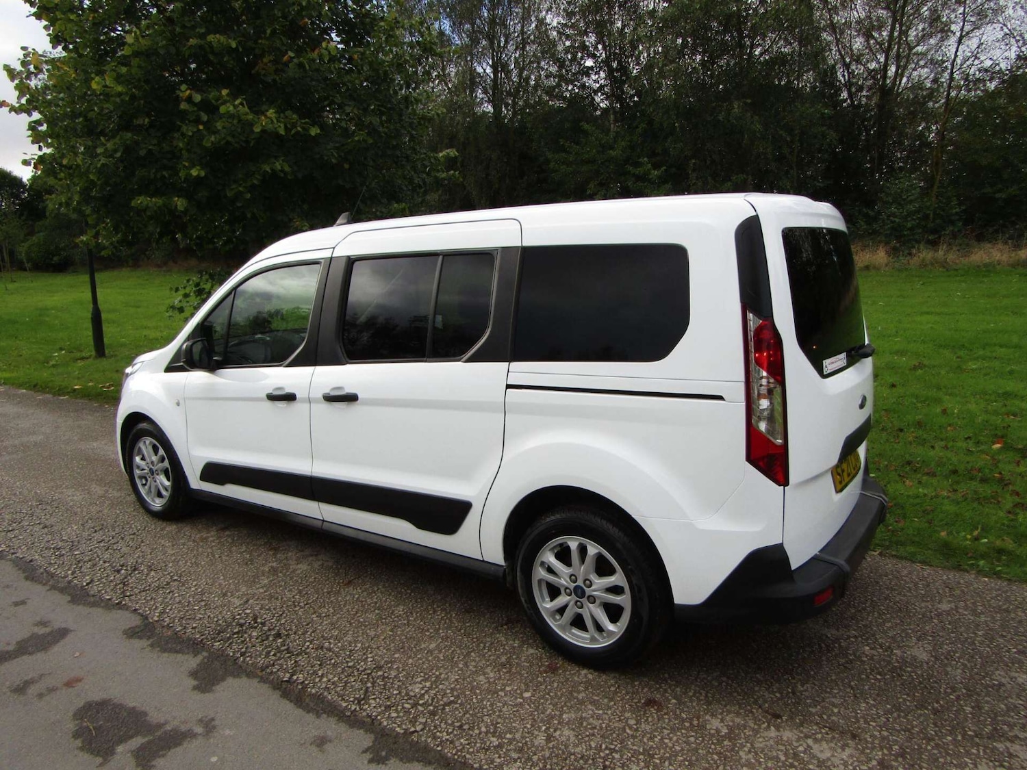 Used Ford Grand Tourneo Connect 2021 for sale - 76968842: Photo 5