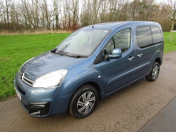 Used Citroen Berlingo Multispace 2017 for sale - 76682526: Photo
