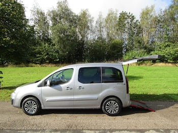 2019 (19) - HORIZON RS 1.6 HDI Wheelchair Accessible Disabled Mobility Vehicle WAV MPV