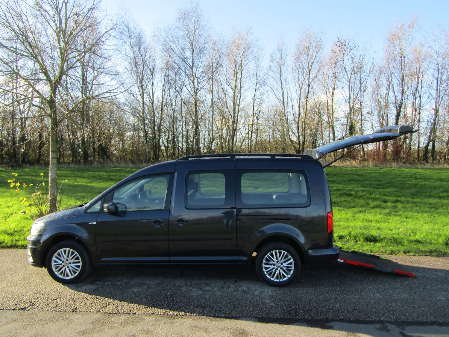 Used Volkswagen Caddy Maxi Life 2020 for sale - 76909102: Photo 1