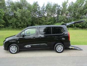 2024 (73) - LWB 1.5 HDI *850 MILES* Wheelchair Accessible Disabled Mobility Vehicle WAV 5-Door