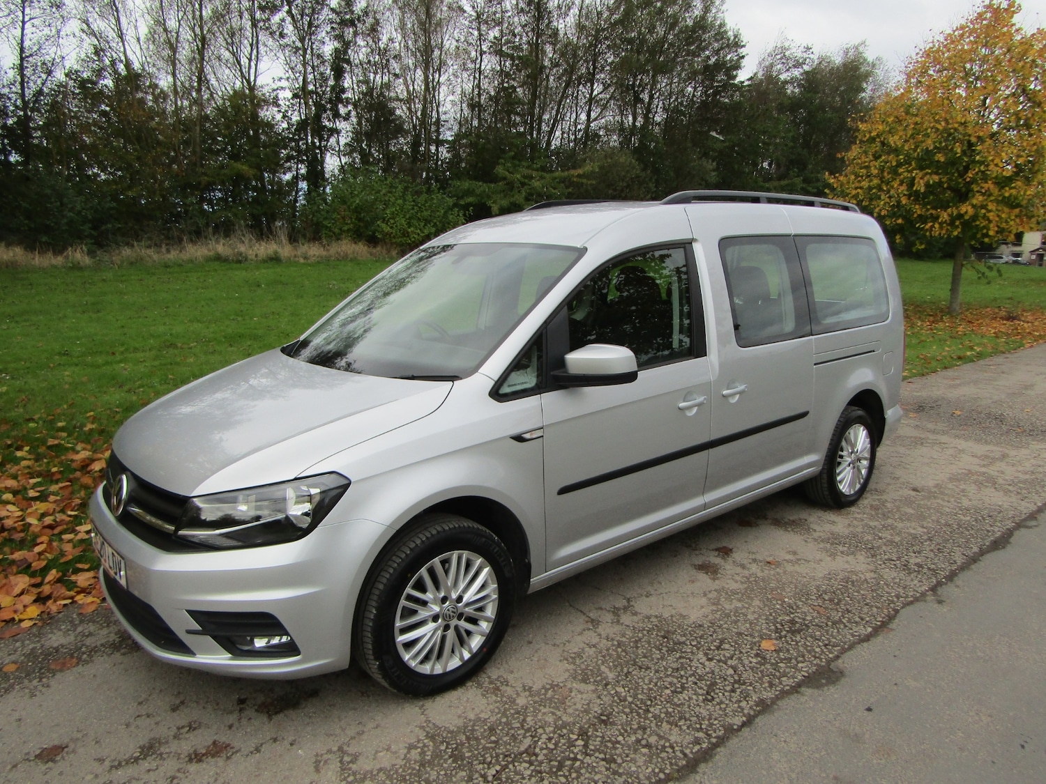 Used Volkswagen Caddy Maxi Life 2020 for sale - 76143467: Photo 4