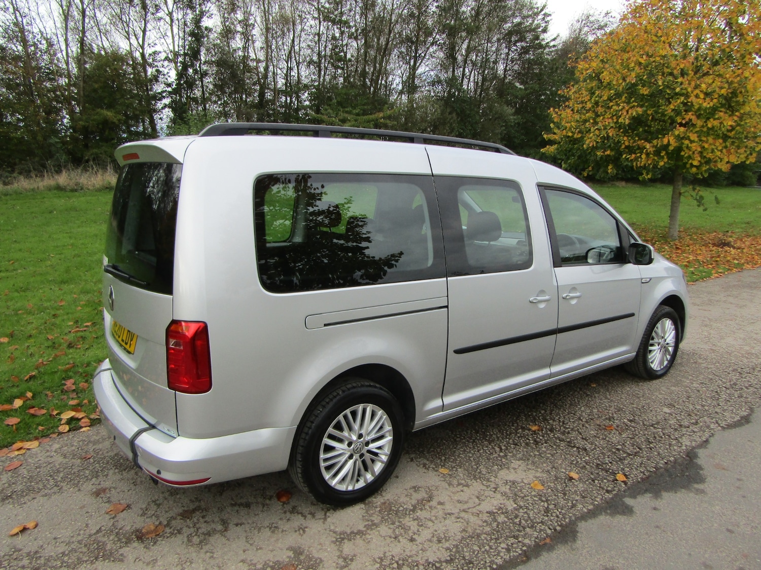 Used Volkswagen Caddy Maxi Life 2020 for sale - 76143467: Photo 6