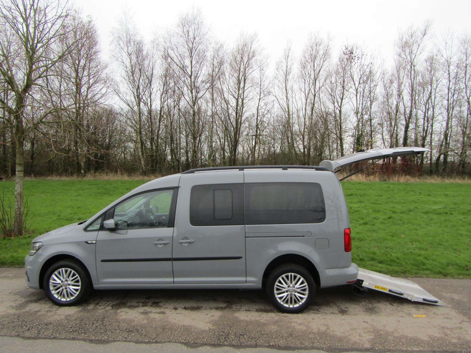 Used Volkswagen Caddy Maxi Life 2020 for sale - 76909107: Photo 2