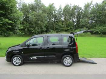 2022 (22) - 1.5 BlueHDi 100 Feel M 5dr [6 Speed] 3 seats Wheelchair Accessible Vehicle