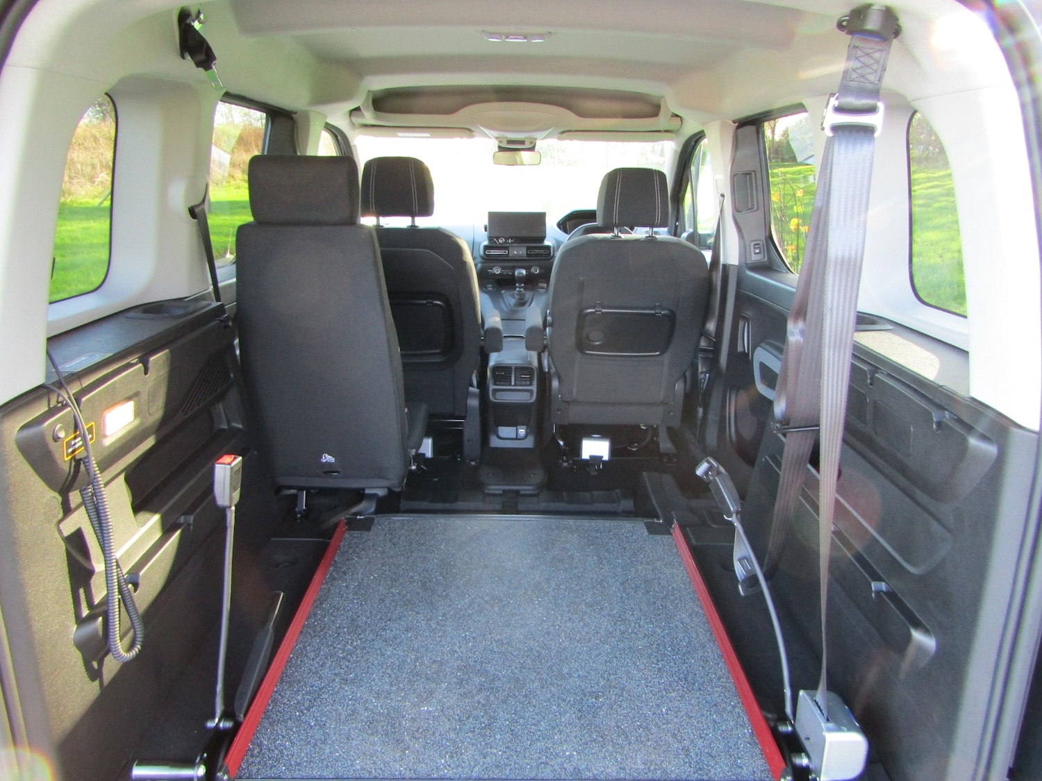 Used Peugeot Rifter 2025 for sale - 76576999: Photo 12