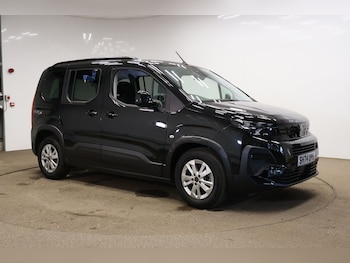 2025 (74) - 1.5 BlueHDi 100 Allure 5dr Wheelchair accessible Vehicle WAV