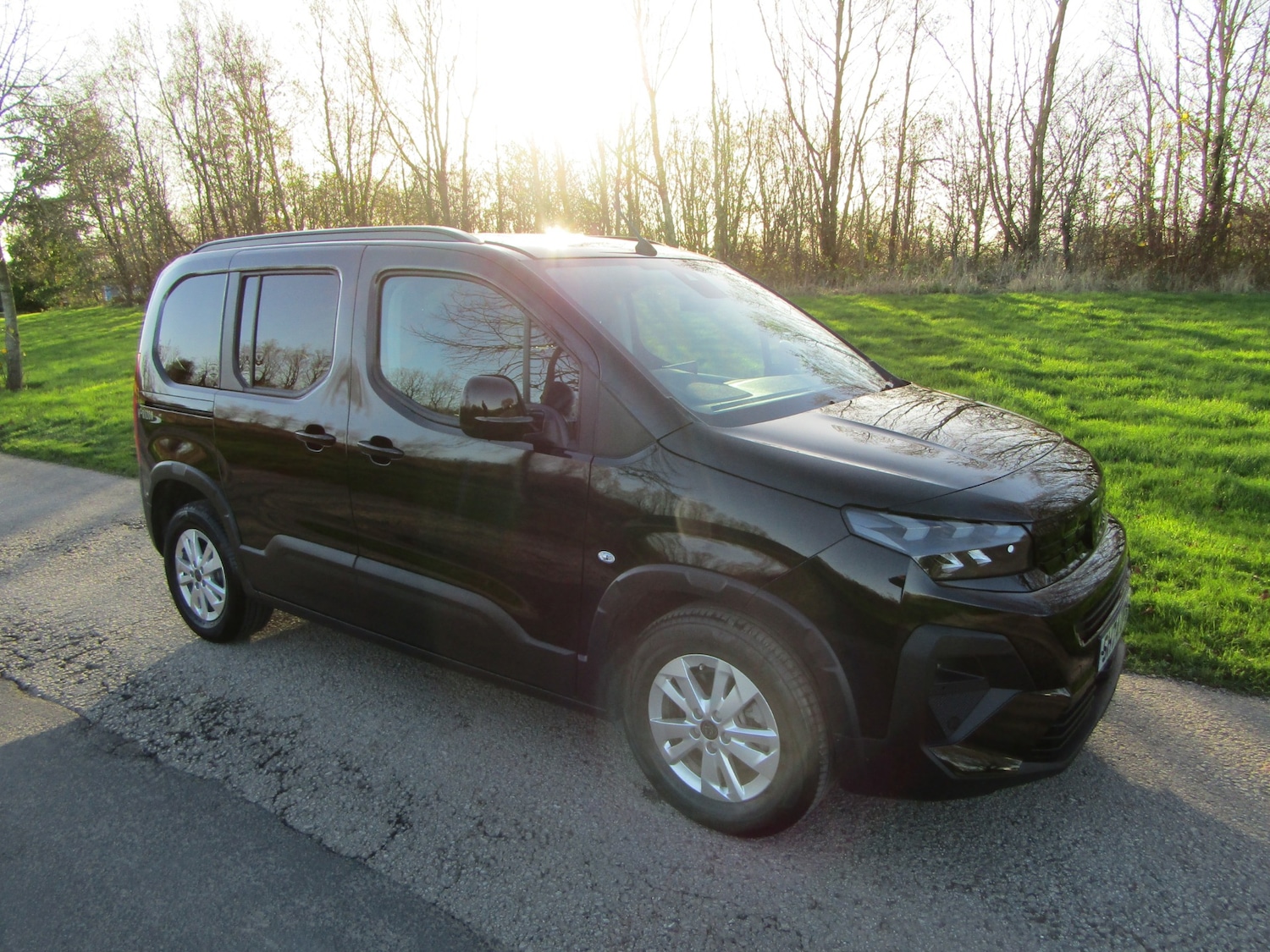 Used Peugeot Rifter 2025 for sale - 76576999: Photo 3